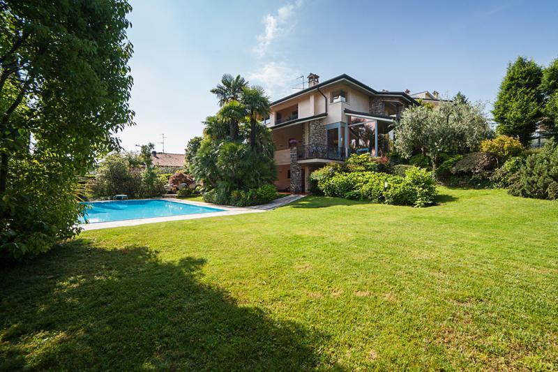 B&B Villa Adriano Desenzano del Garda Exterior photo